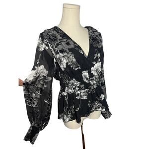 WHBM Black White Floral Ruffle fall winter Top MEDIUM